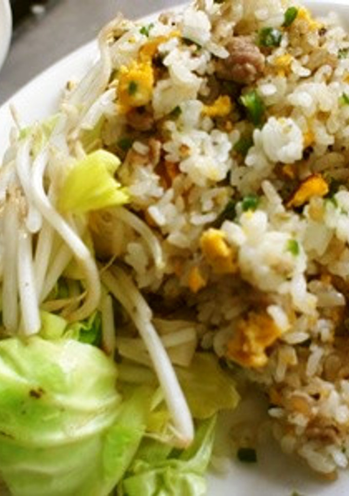 野菜を美味しく簡単に！卵ピーマンの炒飯-レシピのメイン写真