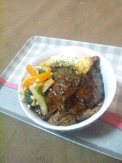 ビビンバ風な丼-レシピのメイン写真