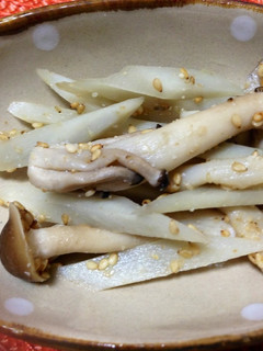 牛蒡としめじの胡麻酢和え-レシピのメイン写真