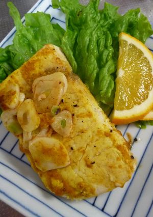 めかじきの塩麹カレーソテー♪-レシピのメイン写真