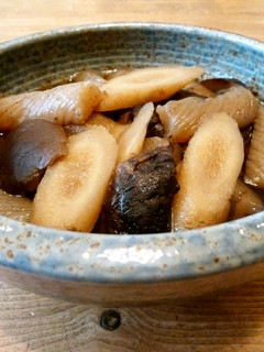 作り置きおかず☆ねじり蒟蒻と牛蒡の煮物-レシピのメイン写真