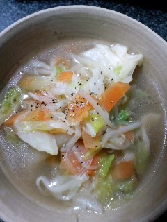 野菜と餃子のスープ-レシピのメイン写真