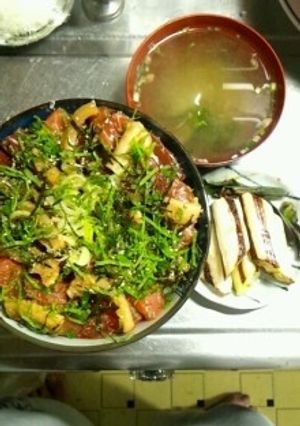 ２月２日晩飯　【海鮮丼、ねぎの素焼き】-レシピのメイン写真