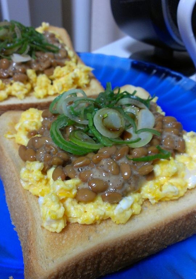 (。-`ω´-)男の納豆炒り卵トースト-レシピのメイン写真