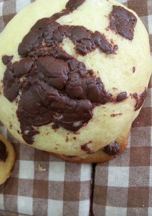 簡単に♪チョコクッキーパン-レシピのメイン写真