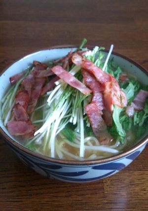 マルちゃん正麺のカリカリベーコンと水菜-レシピのメイン写真
