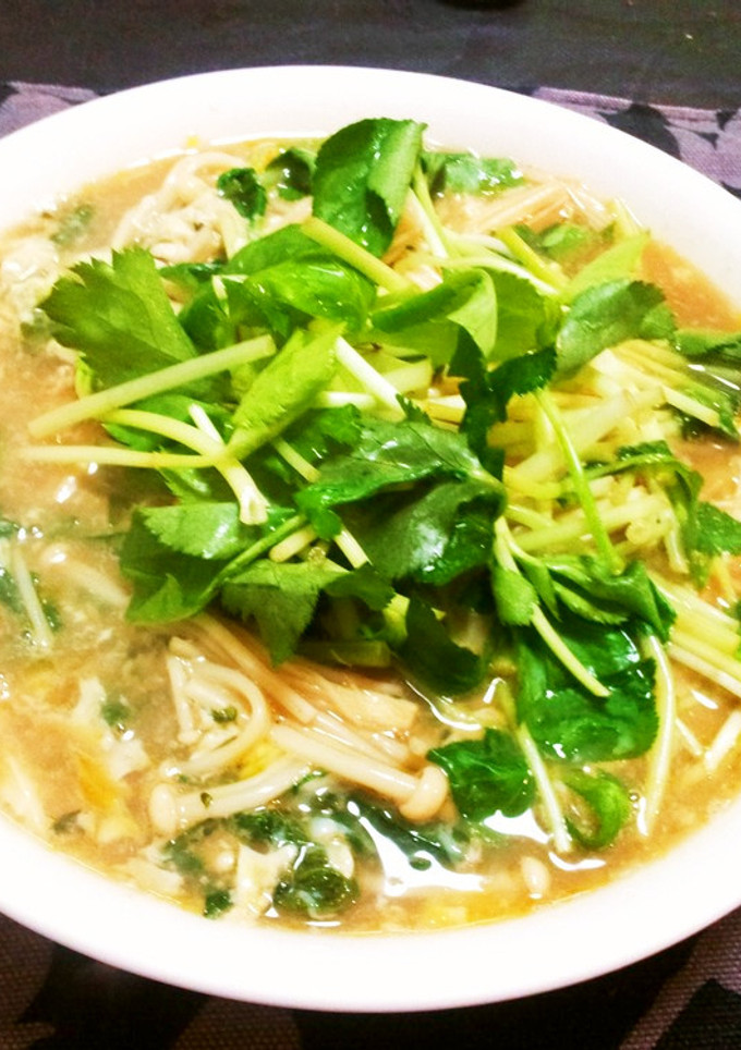 食感がおいしい！春菊とえのきの卵とじ-レシピのメイン写真