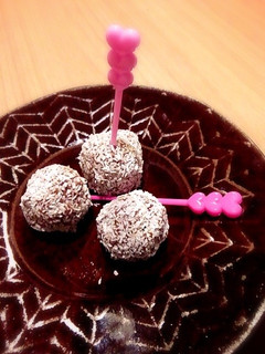 好評!ロースイーツ生チョコトリュフ-レシピのメイン写真