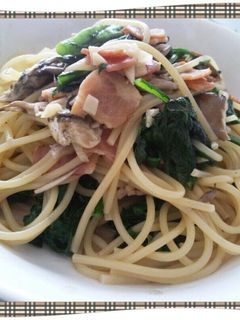 春菊でパスタ ペペロンチーノ風-レシピのメイン写真