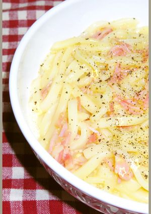 調理師考案！卵だけのカルボナーラうどんだ-レシピのメイン写真