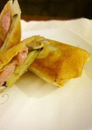 巻いて焼くだけ！なすとソーセージの春巻き-レシピのメイン写真