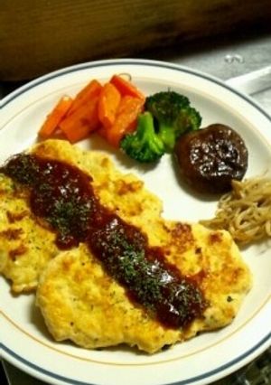 １月２８日晩飯　【鶏挽ハンバーグ】-レシピのメイン写真