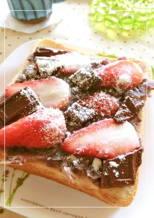 苺とチョコの塩あんトースト-レシピのメイン写真