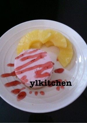 イチゴのレアチーズケーキ-レシピのメイン写真