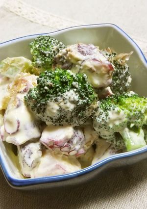 たことブロッコリーのおかかわさびマヨ和え-レシピのメイン写真
