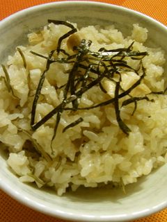 簡単めんつゆでつくる鯛の炊き込みご飯-レシピのメイン写真