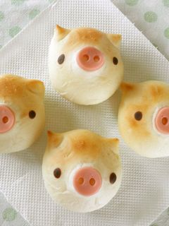 丸パンを簡単に可愛く2♡こぶたのパン-レシピのメイン写真