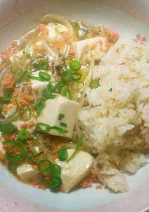 鮭のマーボー豆腐(飯)(しょうゆ味)-レシピのメイン写真