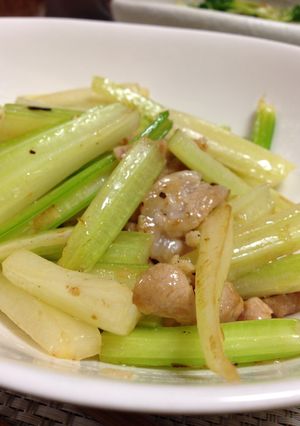 セロリと豚肉のオイスター炒め-レシピのメイン写真