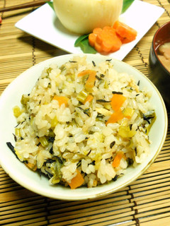 かぶの葉で炊き込みご飯-レシピのメイン写真