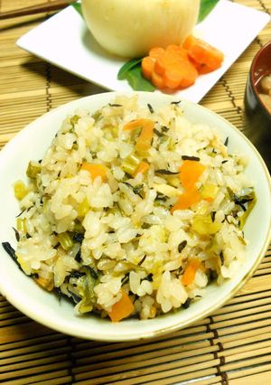 かぶの葉で炊き込みご飯-レシピのメイン写真