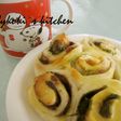 青汁パウダーが抹茶替り?!の抹茶あんパン