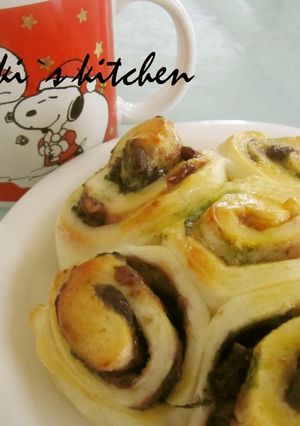 青汁パウダーが抹茶替り？！の抹茶あんパン-レシピのメイン写真