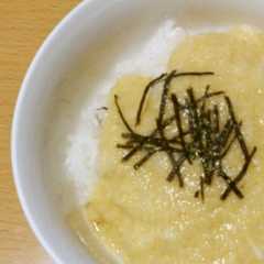 รูปของ 【母の味】卵とろろご飯