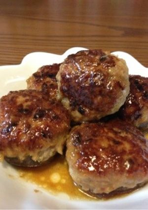 ふんわりジューシーな椎茸の肉詰め‼-レシピのメイン写真