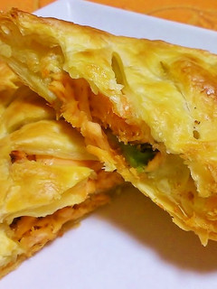鮭とアボカドのパイ包み焼き-レシピのメイン写真