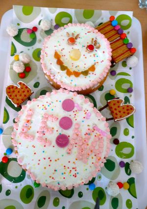 誕生日ケーキ　雪だるま-レシピのメイン写真