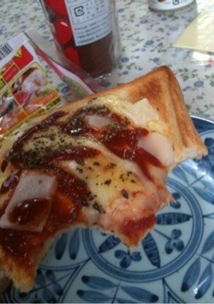簡単! おいしい ピザトースト (もち)-レシピのメイン写真