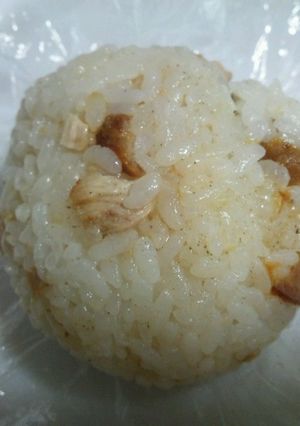 おにぎり（から揚げ+塩胡椒）-レシピのメイン写真