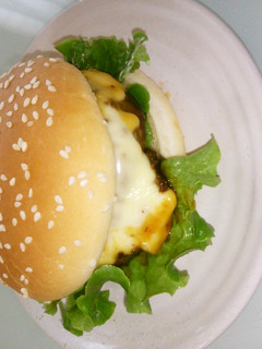 チーズテリヤキバーガー☆マック風-レシピのメイン写真