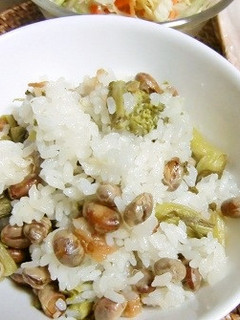 煎り大豆と菜の花の、梅干し炊き込みご飯-レシピのメイン写真