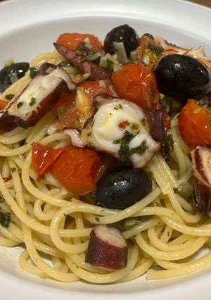 タコとトマトと黒オリーブのオイルパスタ-レシピのメイン写真