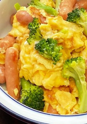 (σ・∀・)σ「ポークビッツ」の炒り玉子-レシピのメイン写真