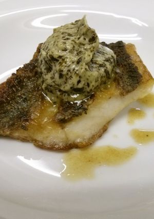 白身魚のムニエルとワカメのソース-レシピのメイン写真