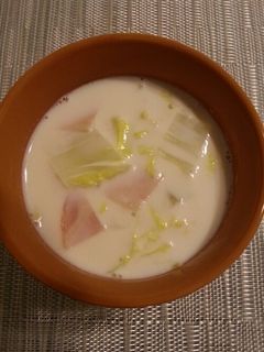 白菜とハムのミルク煮~スープ仕立て~-レシピのメイン写真