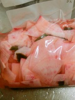 赤カブの漬物-レシピのメイン写真