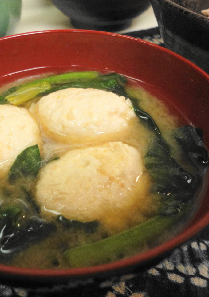 *鶏だんごとほうれん草の味噌汁-レシピのメイン写真