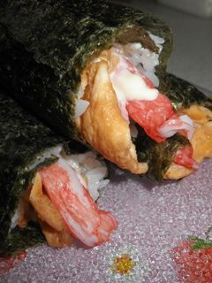 カニかまが主役の巻き寿司-レシピのメイン写真