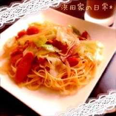 รูปของ キャベツとソーセージのコンソメパスタ