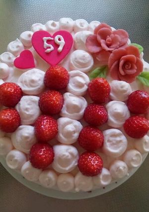 かわいい♥いちごのピンクケーキ♥-レシピのメイン写真