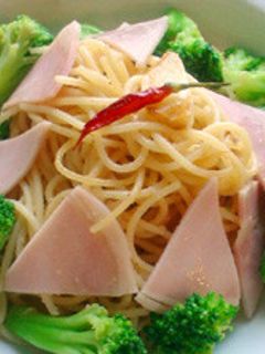 ブロッコリーのソーセージソーススパゲティ-レシピのメイン写真