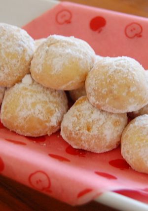 ほんのりイチゴ味のスノーボールクッキー-レシピのメイン写真