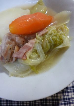 丸大根と鶏もも肉のジンジャースープ-レシピのメイン写真