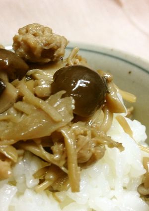 ごはんにピッタリ★キノコのしぐれ煮-レシピのメイン写真
