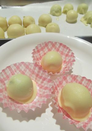 ホワイトチョコトリュフ-レシピのメイン写真