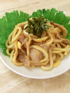 にんにく醤油で焼きうどん♪-レシピのメイン写真